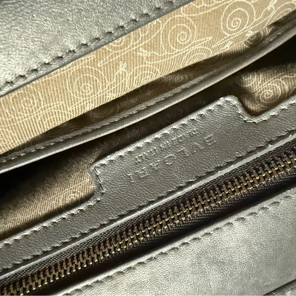 Bulgari Handbag with Crossbody Strap - Picture 7 of 16